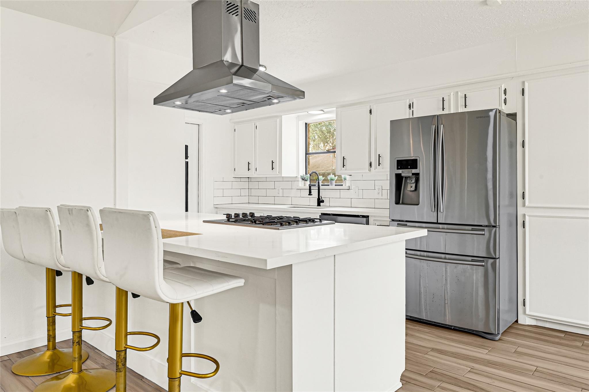 5007 Colmesneil Street