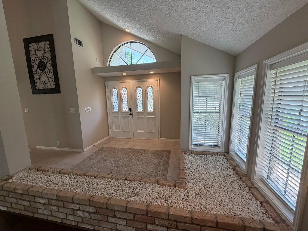 Photo of 2326 Streamcrest Lane, Sugar Land, TX 77479 (MLS # 83926359)