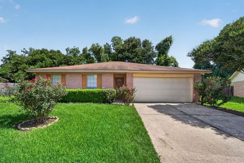 Photo of 11746 Apple Bough Circle, Houston, TX 77067 (MLS # 50305792)