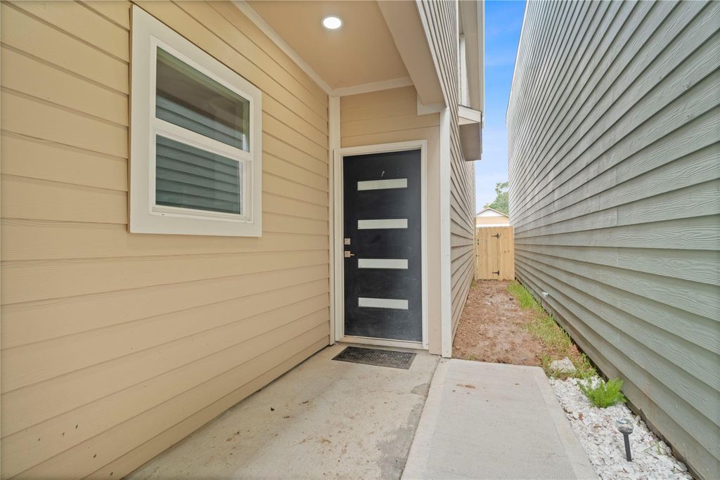 Photo of 8025 Virgil Street, Houston, TX 77088 (MLS # 63168540)