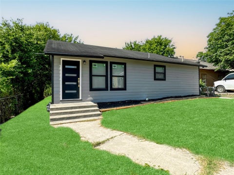 Photo of 1434 Gibbs St, San Antonio, TX 78202 (MLS # 95173774)