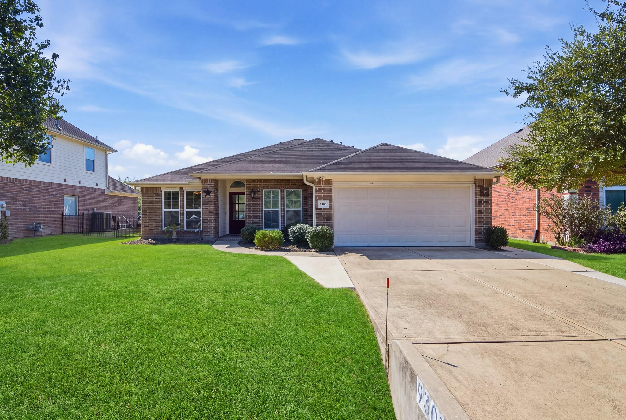 9303 E Lakeside Drive