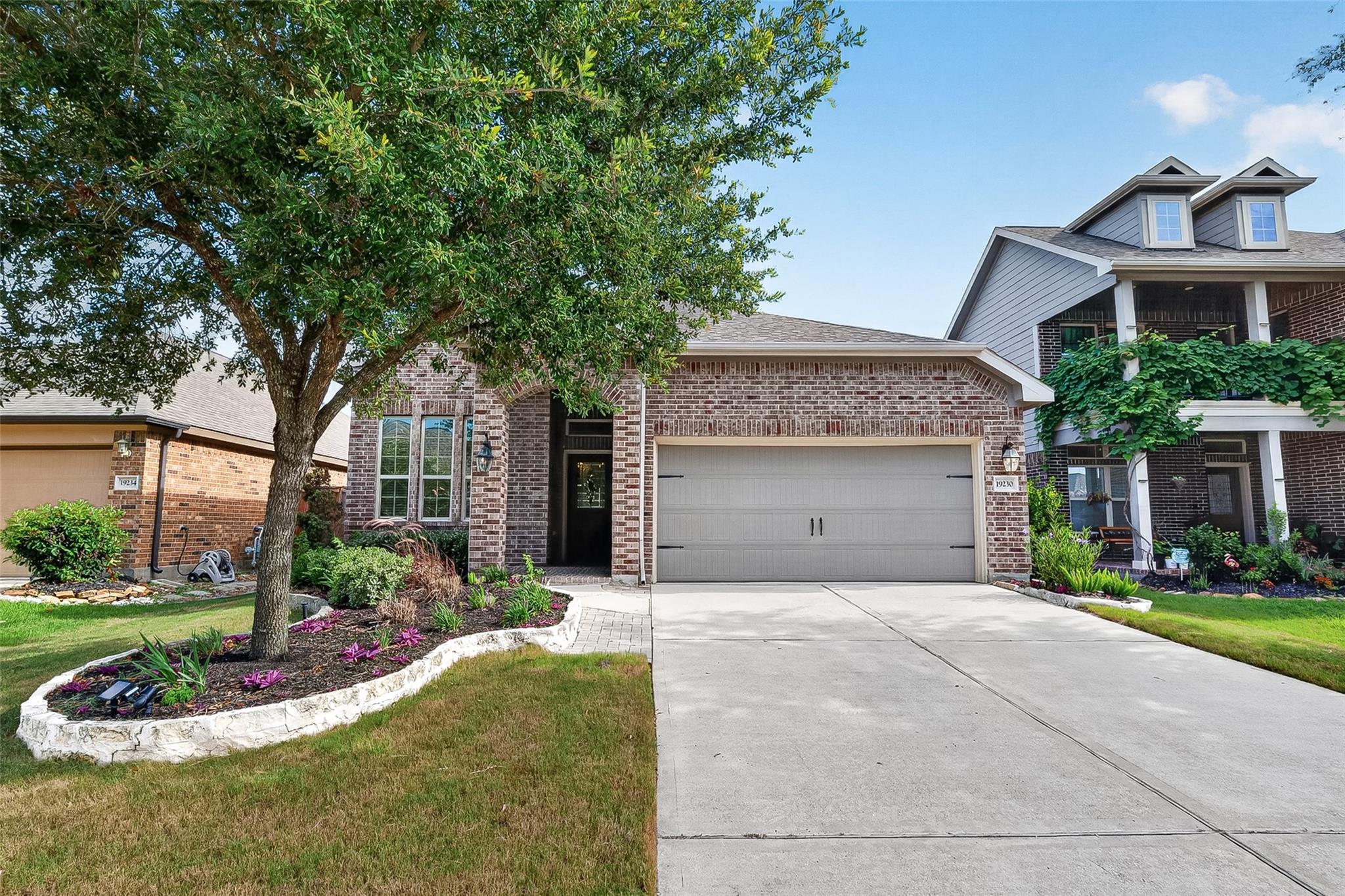 19230 S Cottonwood Green Lane