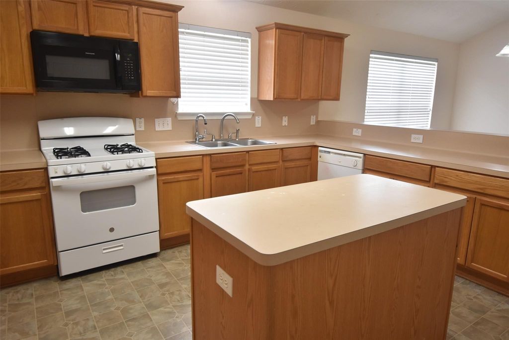 Photo of 21399 Forest Colony Dr, Porter, TX 77365 (MLS # 22509751)