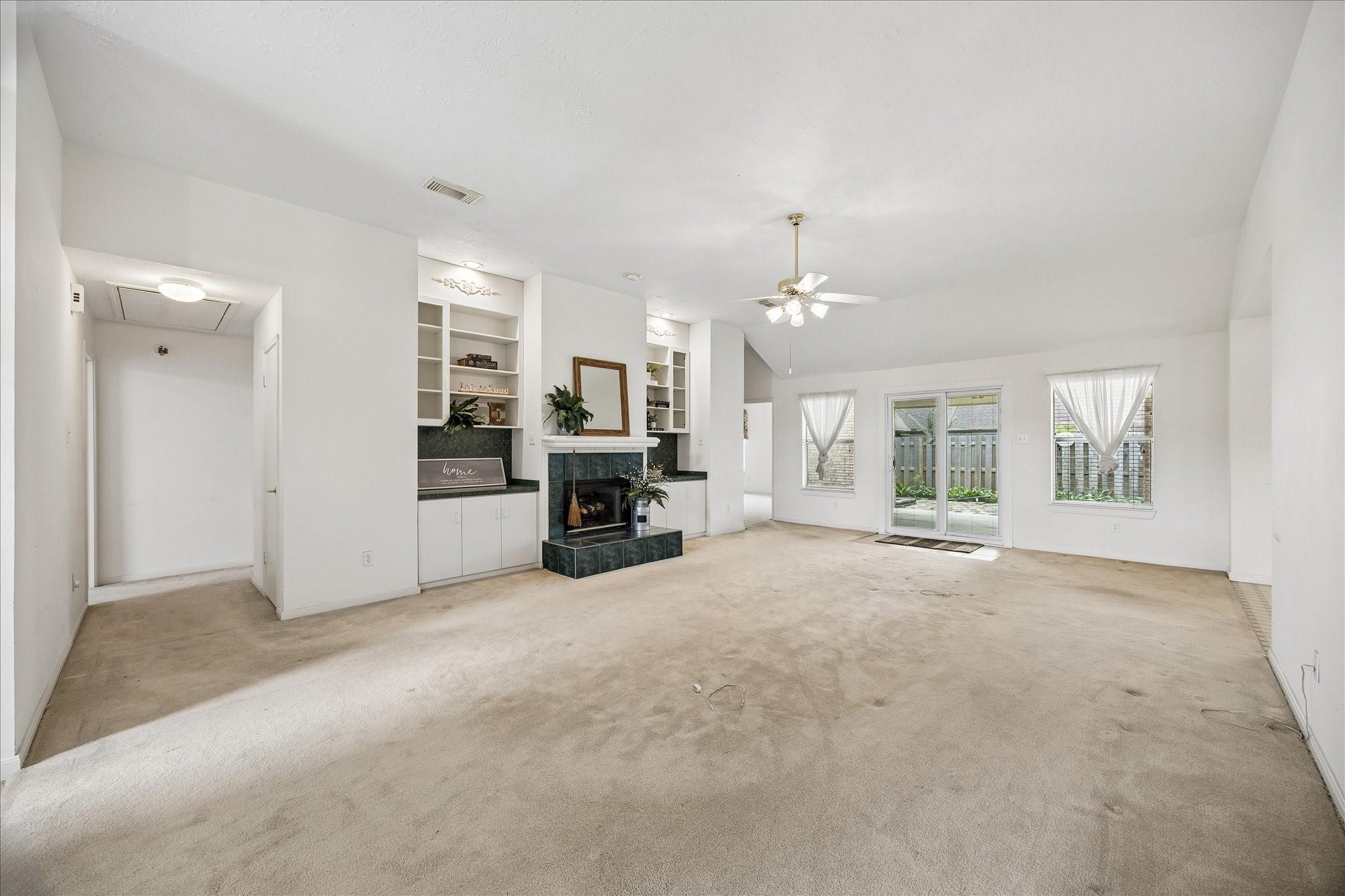 2726 N Larkspur Circle