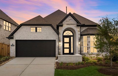 Photo of 12406 Drifting Oakwood Lane, Cypress, TX 77433 (MLS # 6283092)