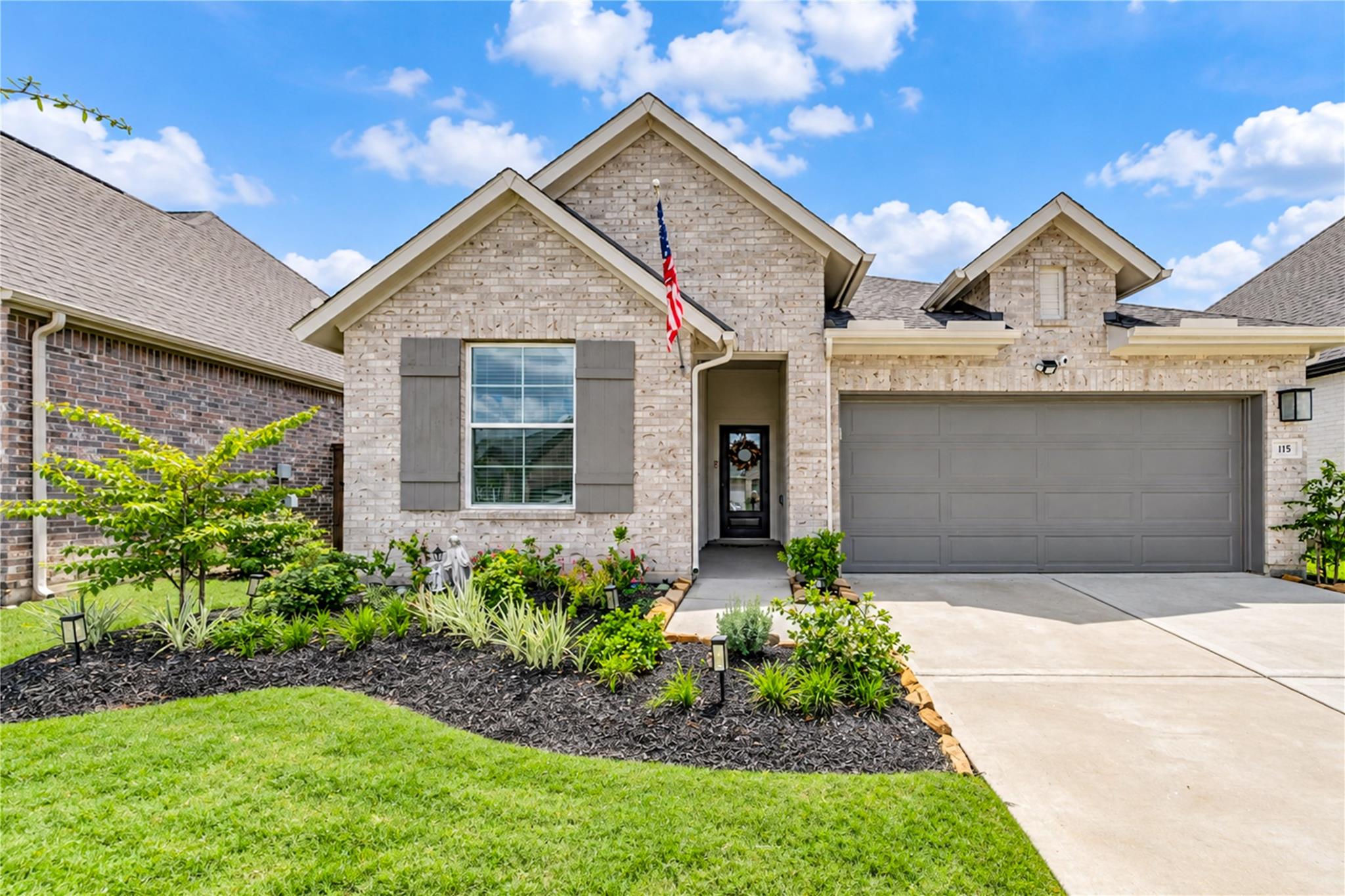 115 Blue River Trail