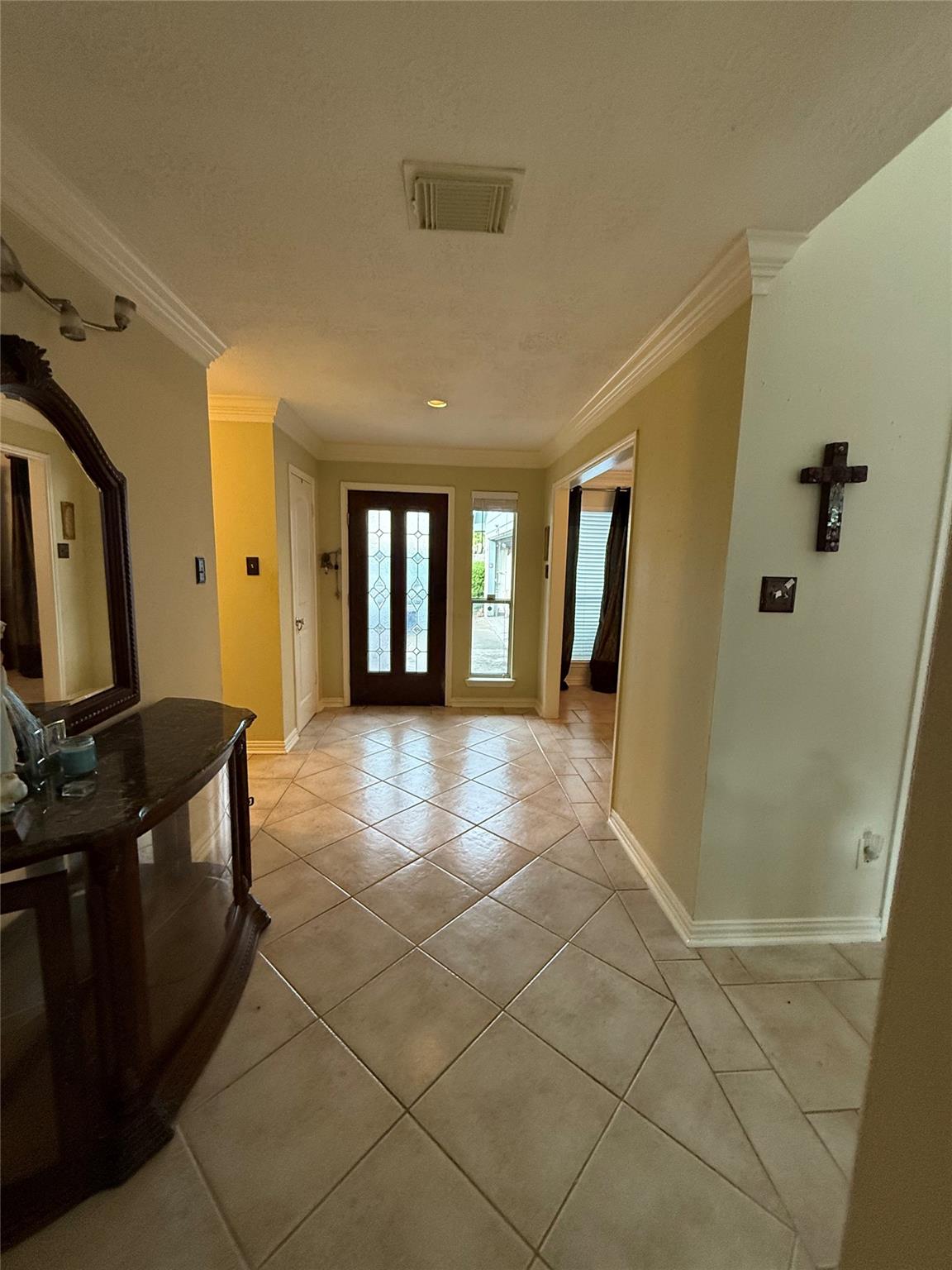 2902 Arrowhead Drive