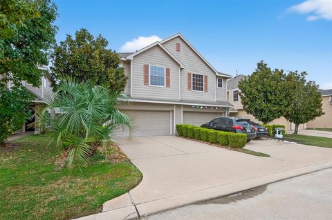 Photo of 6127 Morningshire Lane, Houston, TX 77084 (MLS # 70424493)
