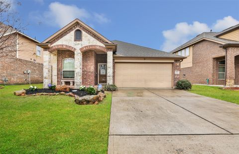 6715 Hunters Trace Lane Baytown TX 77521