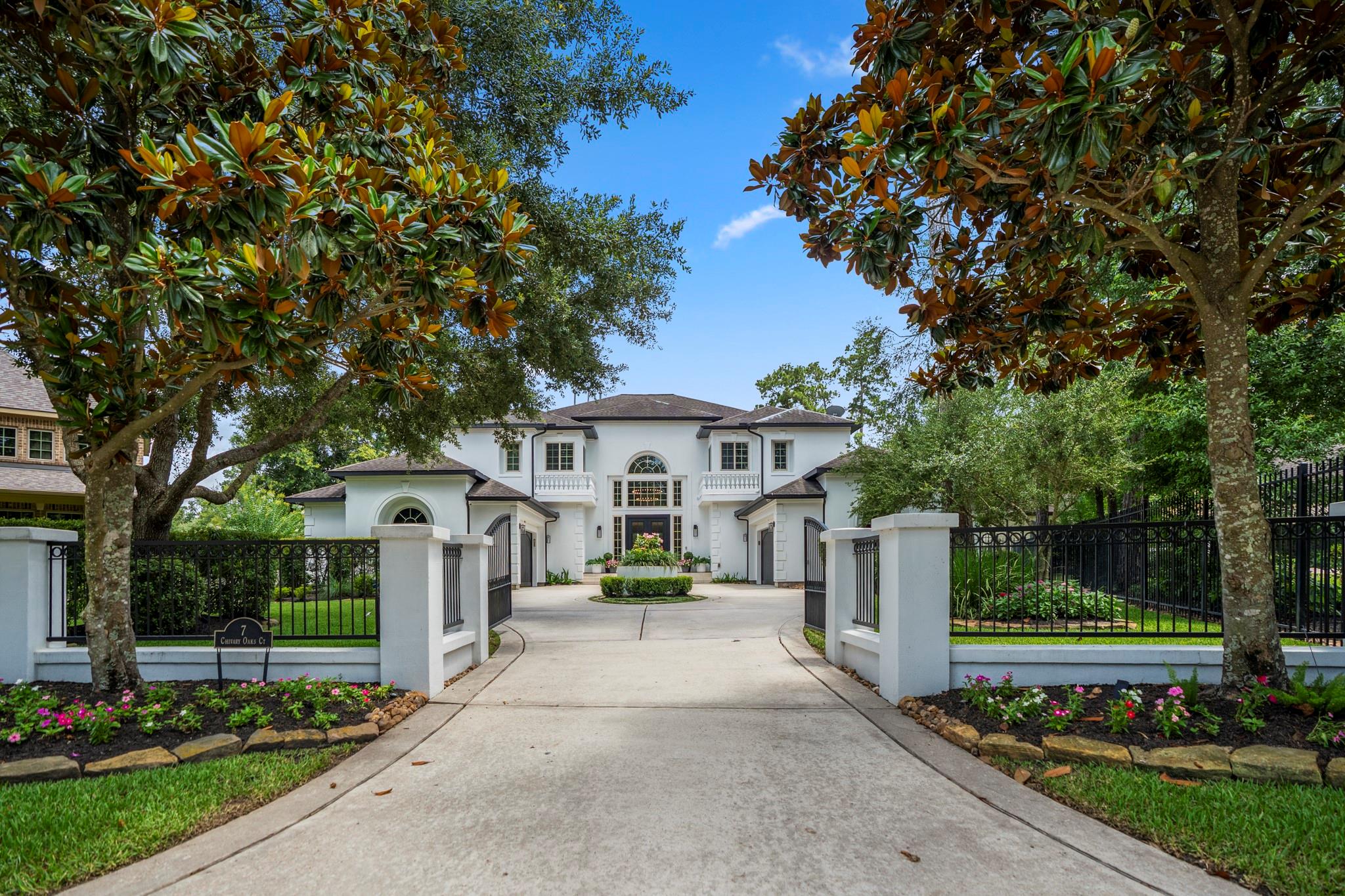 7 Chivary Oaks Court