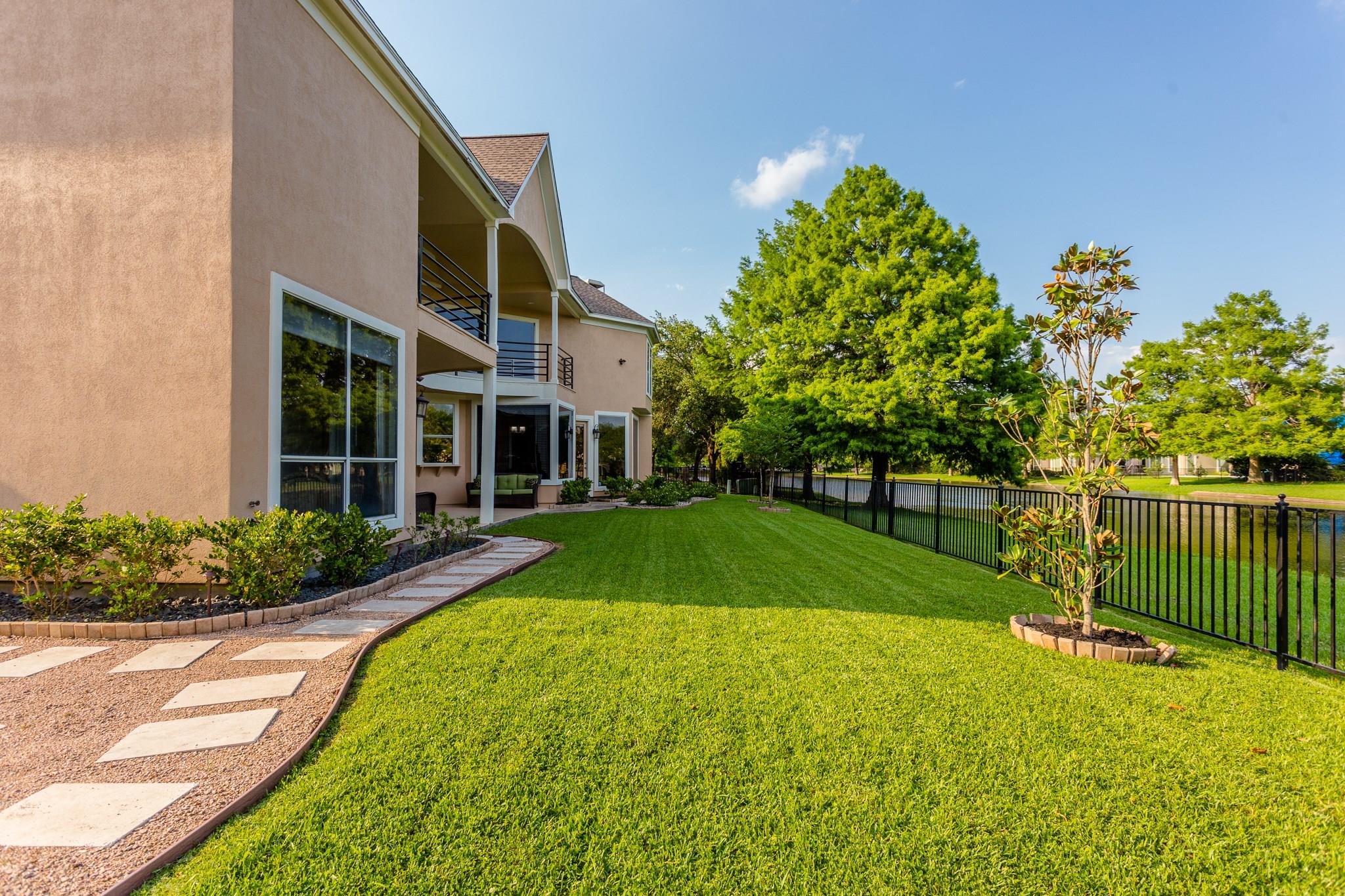 Sugar Land, Texas, 77479, United States, 5 Bedrooms Bedrooms, ,5 BathroomsBathrooms,Residential,Active,2041426