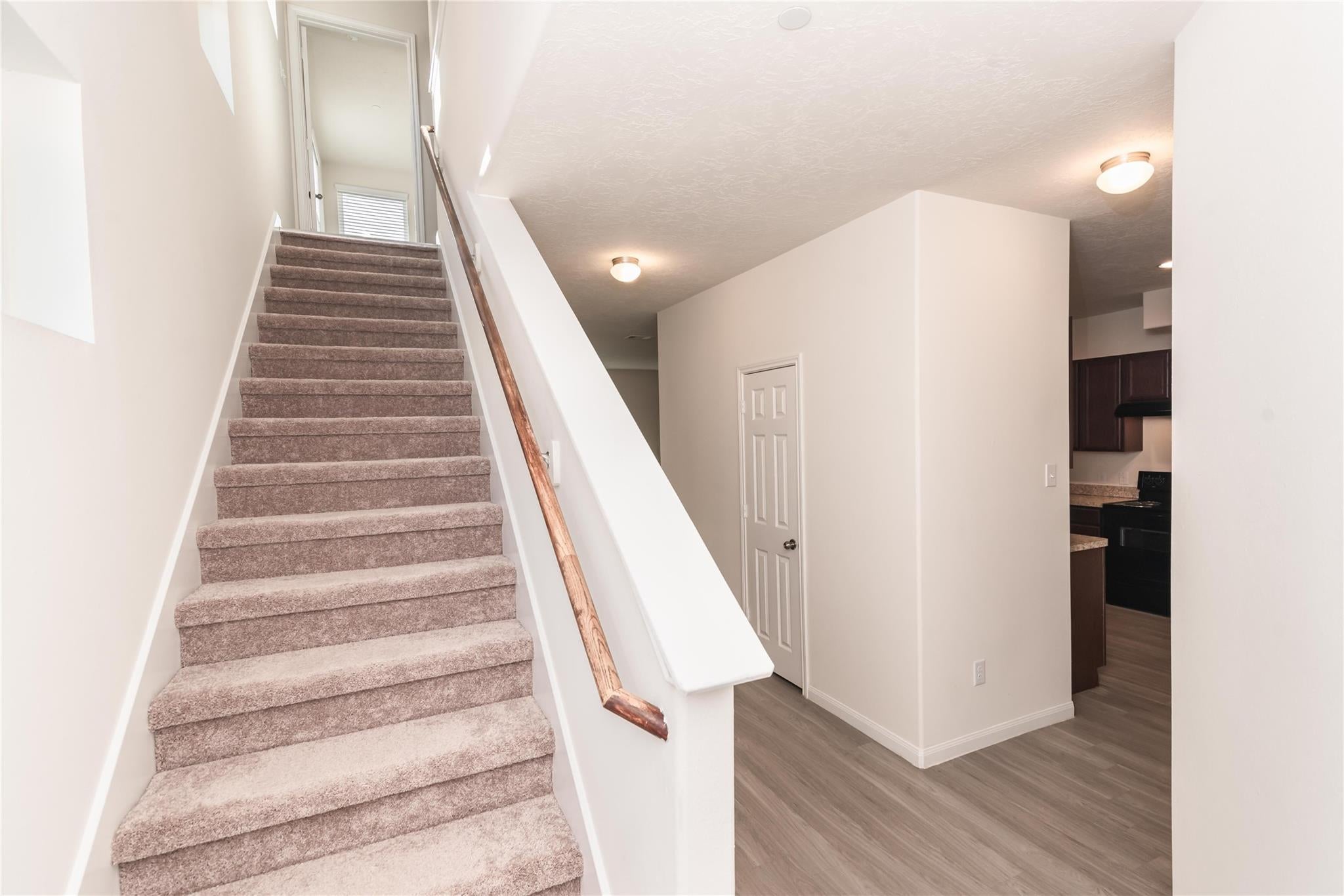 3907 Calgary Circle