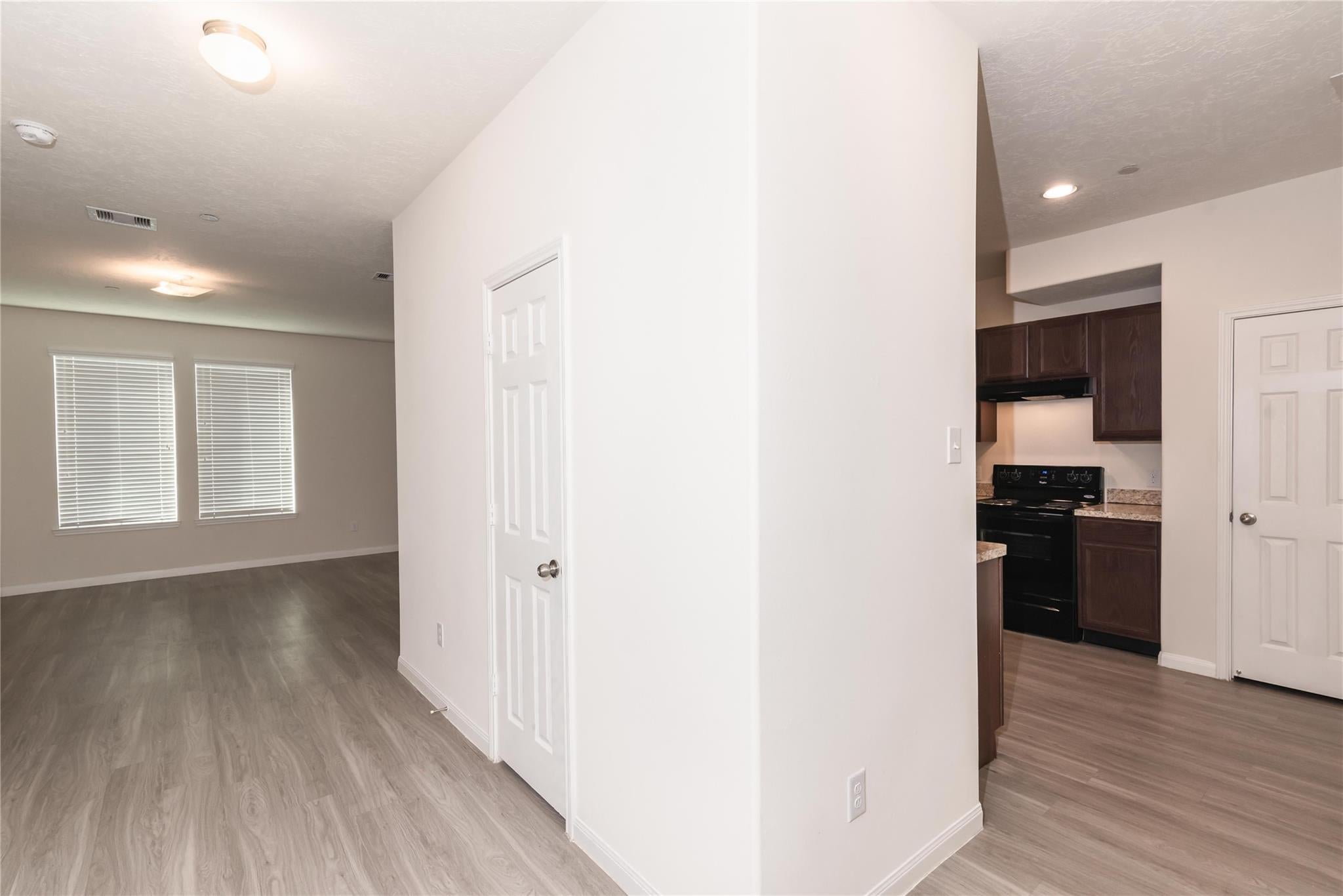 3907 Calgary Circle