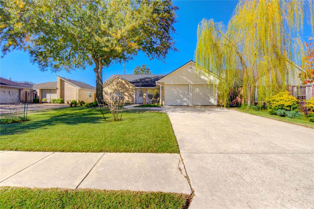Photo of 7027 Brockington Drive, Katy, TX 77494 (MLS # 26949305)