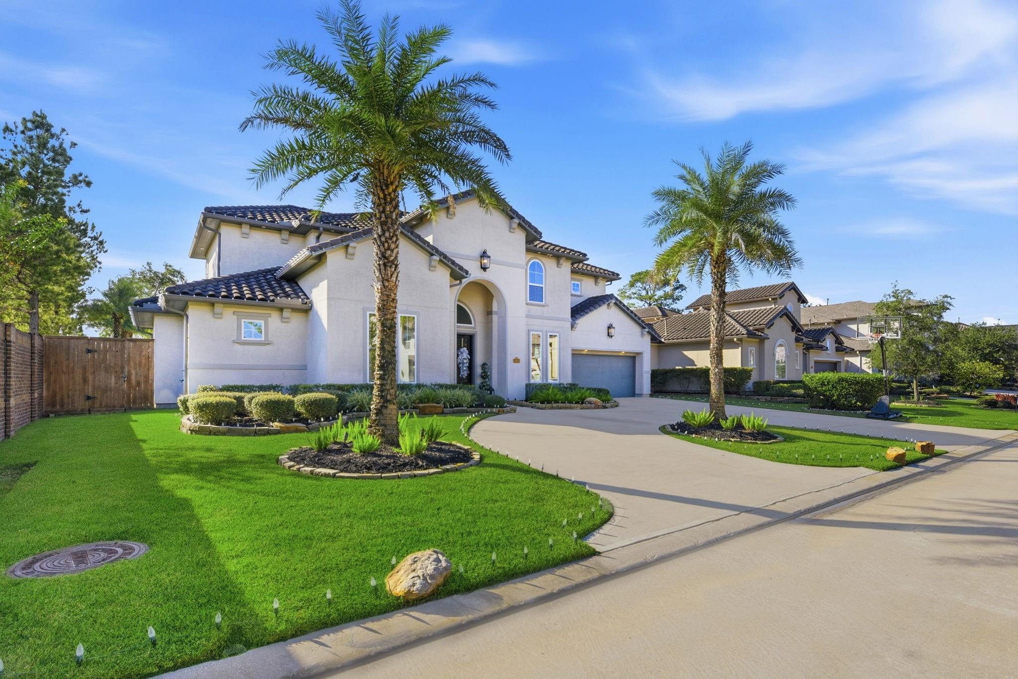 5811 Stratton Woods Drive