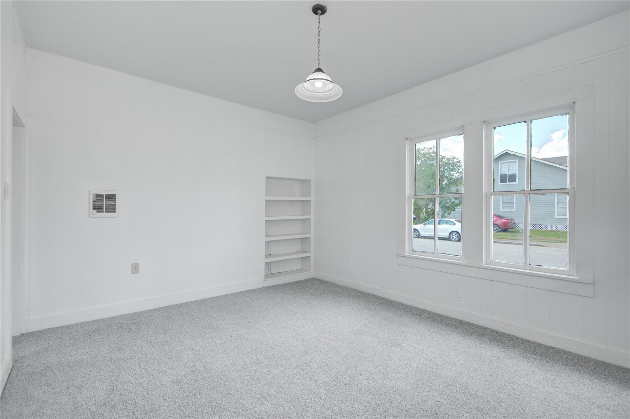 1131 W 2nd Street