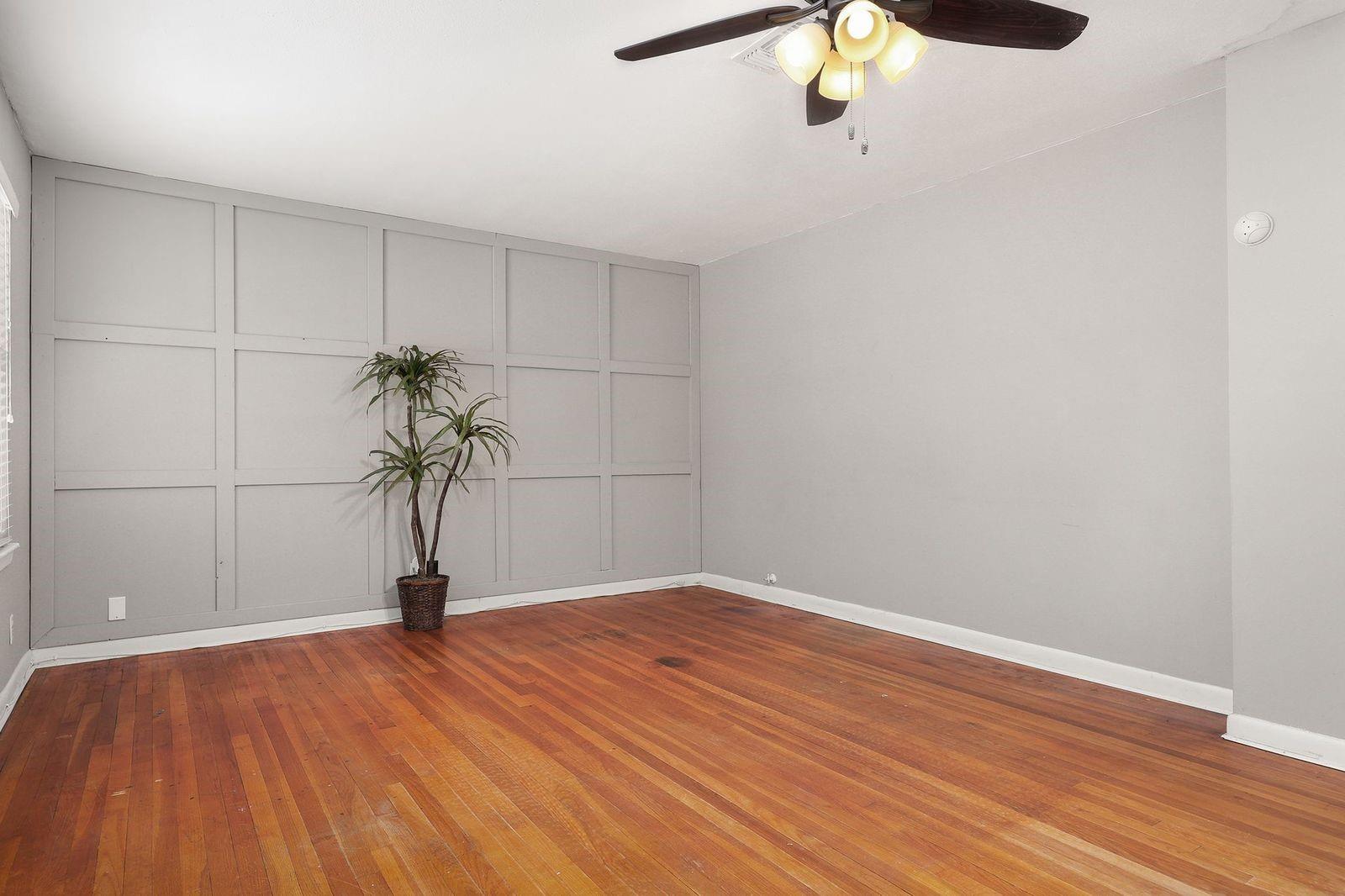 3805 Meadowlake Road