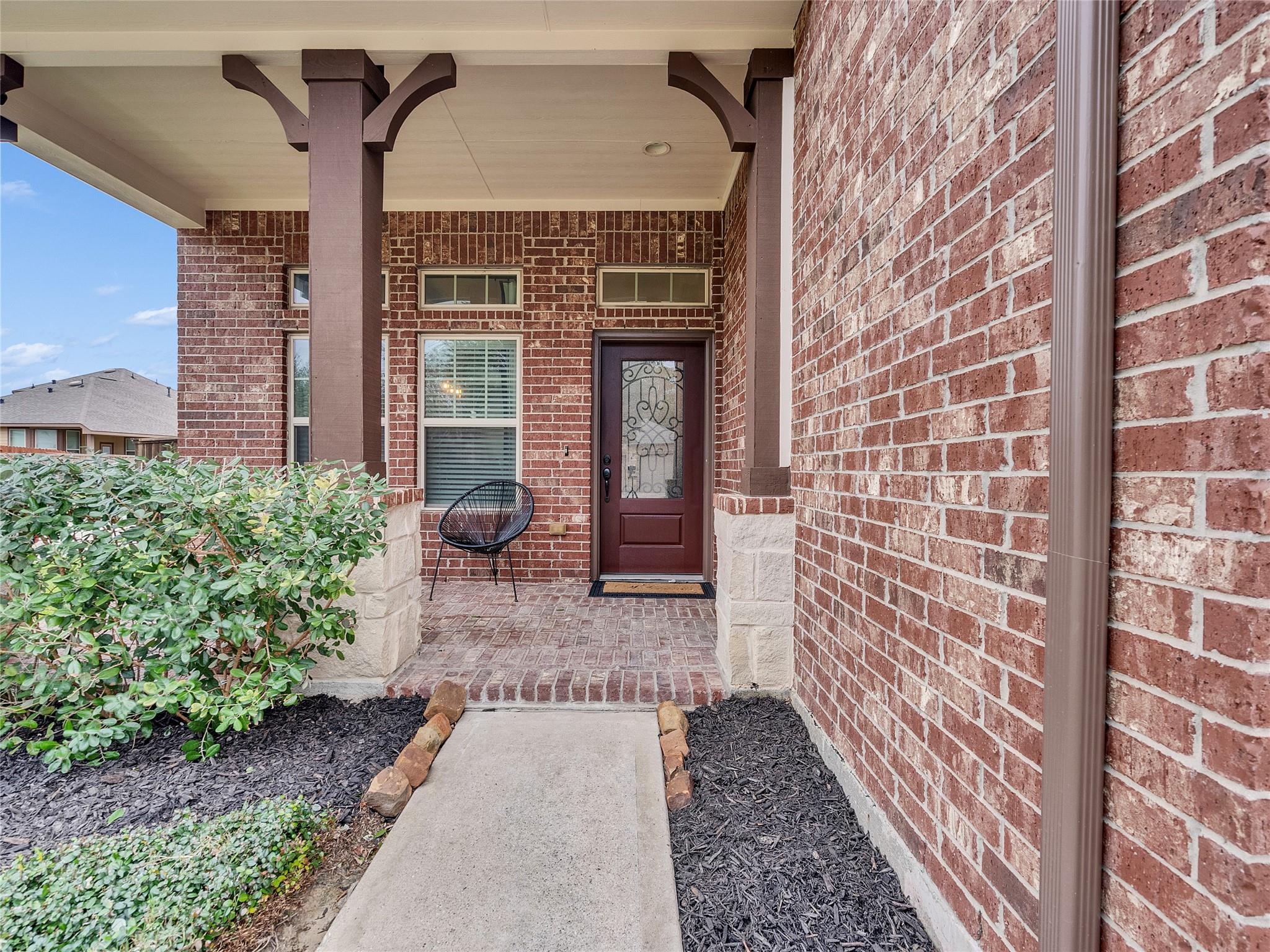 6530 Hunters Creek Lane
