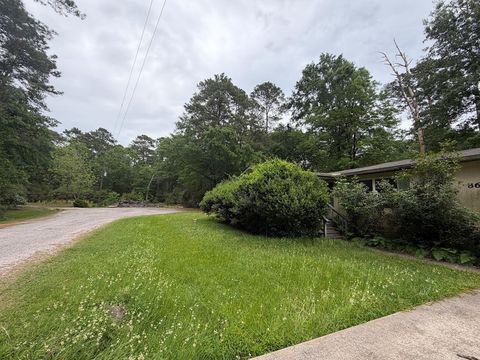 Photo of 86 E Whippoorwill, Trinity, TX 75862 (MLS # 13814716)
