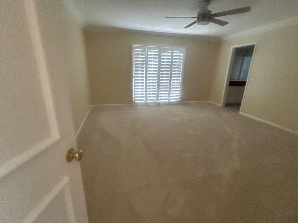 Photo of 418 Fox Briar Lane, Sugar Land, TX 77478 (MLS # 71021787)