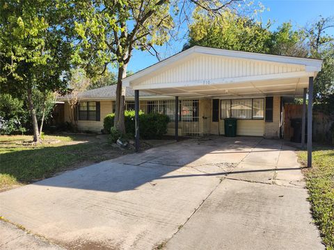 Photo of 510 Gammon Drive, Houston, TX 77022 (MLS # 49090272) Photo of 510 Gammon Drive, Houston, TX 77022 (MLS # 49090272)