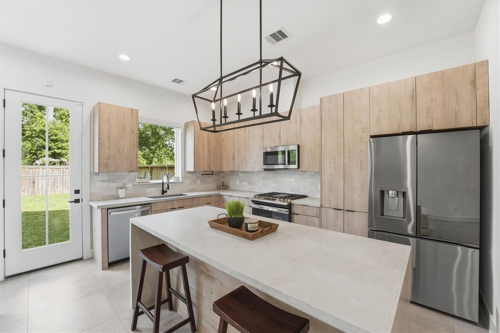 Photo of 6042 Cebra Street, Houston, TX 77091 (MLS # 57956503)