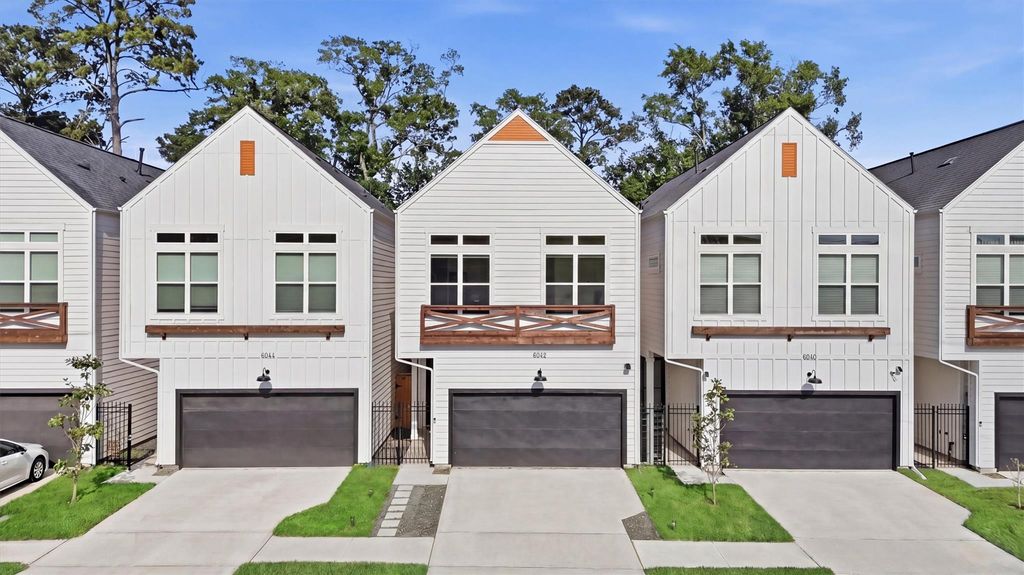 Photo of 6042 Cebra Street, Houston, TX 77091 (MLS # 57956503)