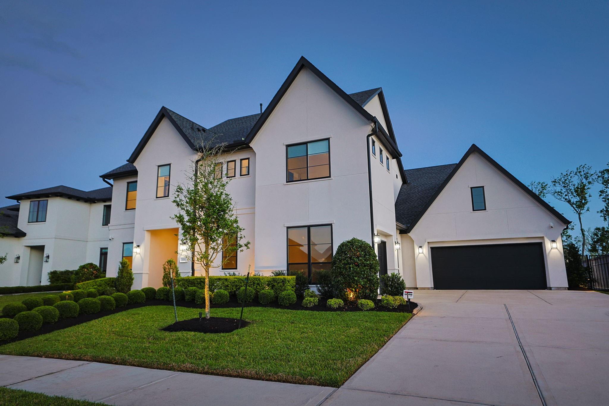 10338 Fountain Shore Drive