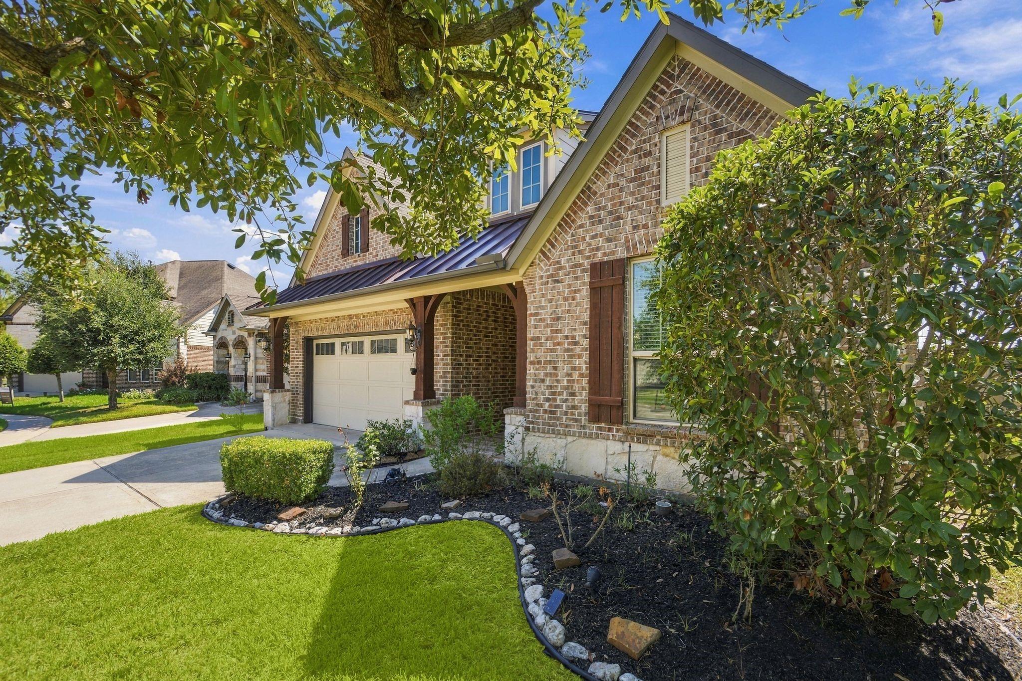 11022 Sarah Bluff Lane