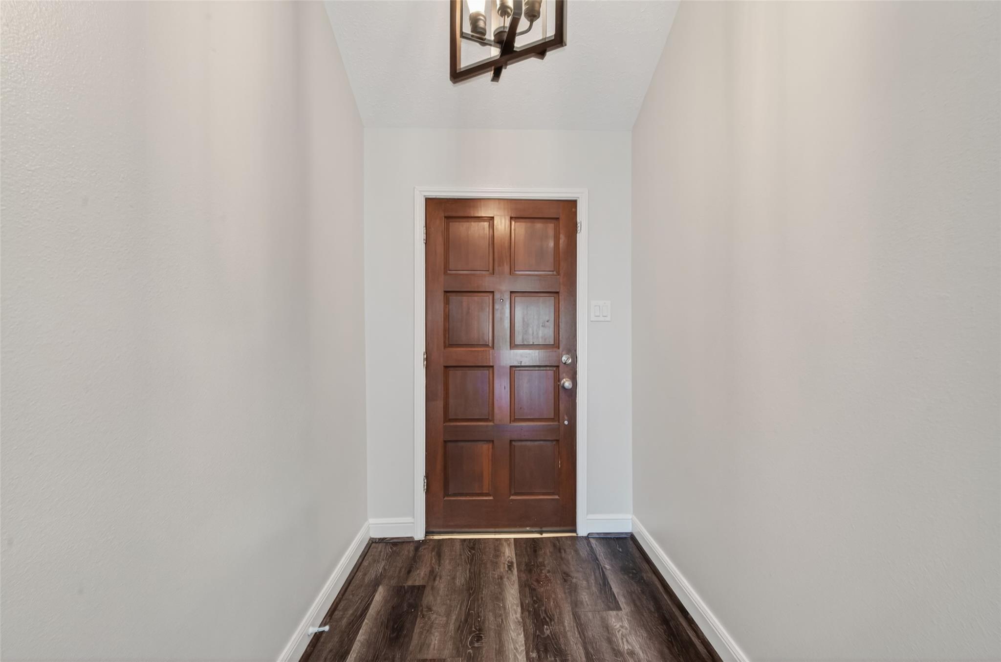 6915 Glen Rosa Drive