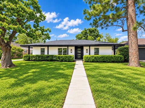 Homes For Sale - 5642 Warm Springs Road<br/> Harris County, Houston, TX 77035