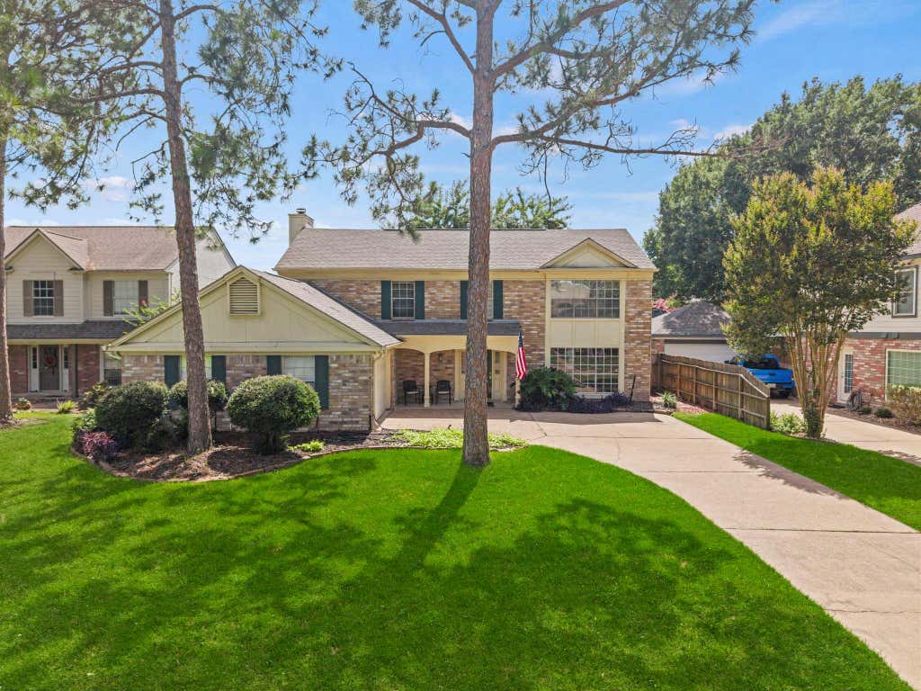 Photo of 7515 Honey Creek Lane, Houston, TX 77095 (MLS # 97492563)