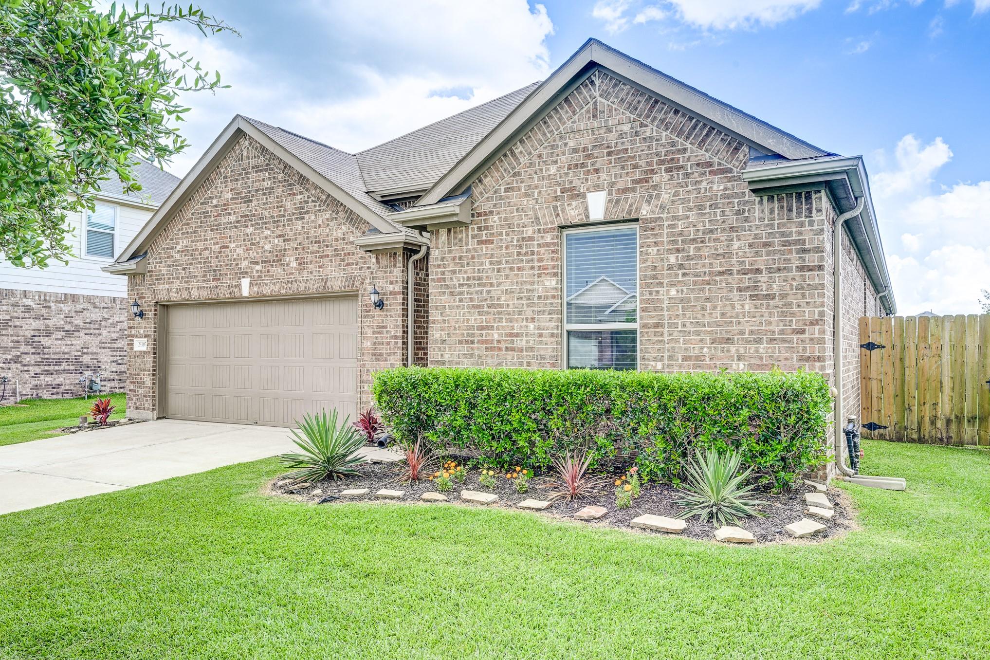 25307 Champion Ridge Court