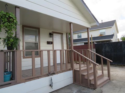 Photo of 5010 Walker Street #B, Houston, TX 77023 (MLS # 77782225)