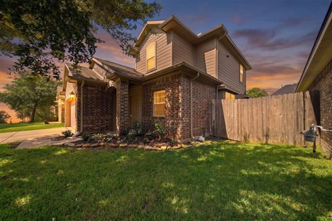 Photo of 2716 Sunshade Court, Pearland, TX 77584 (MLS # 39386039)