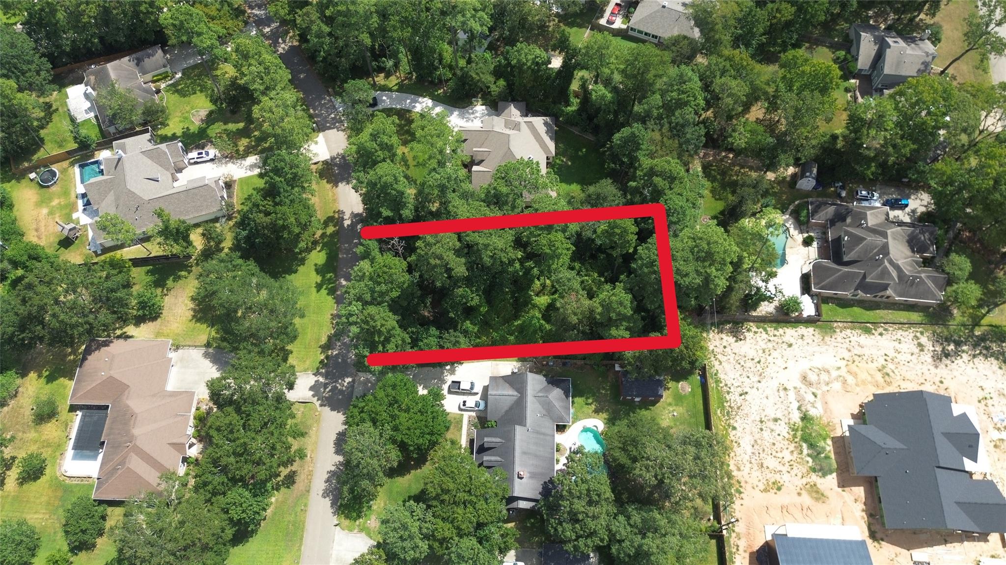 2404 Chantilly Lane