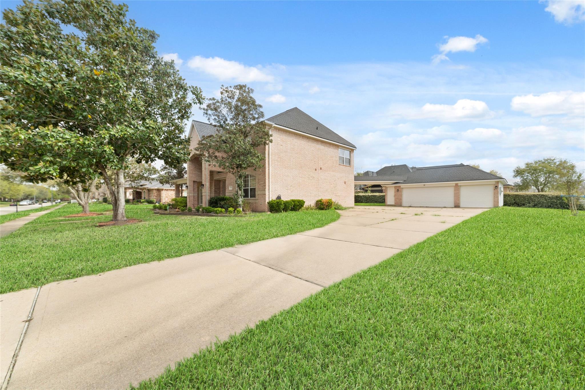 3505 Parkside Drive