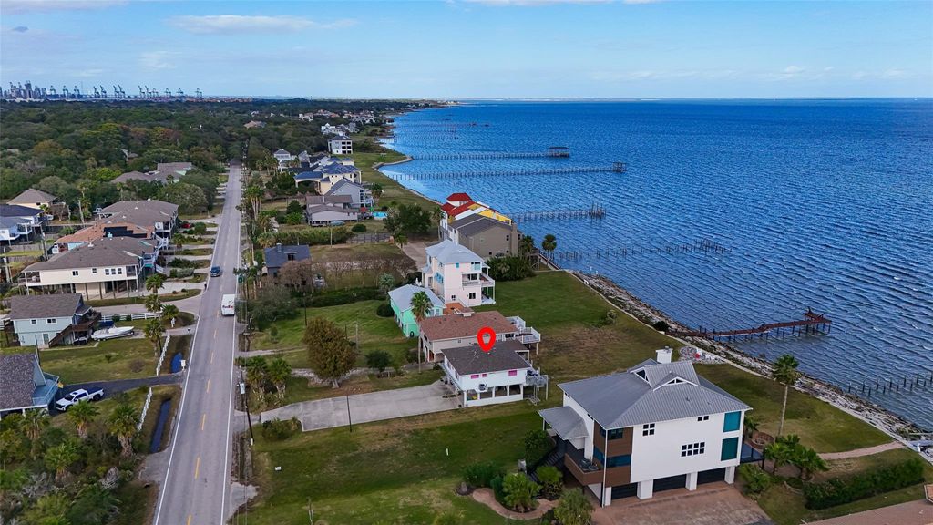 Photo of 2010 Todville Road, Seabrook, TX 77586 (MLS # 59019666)