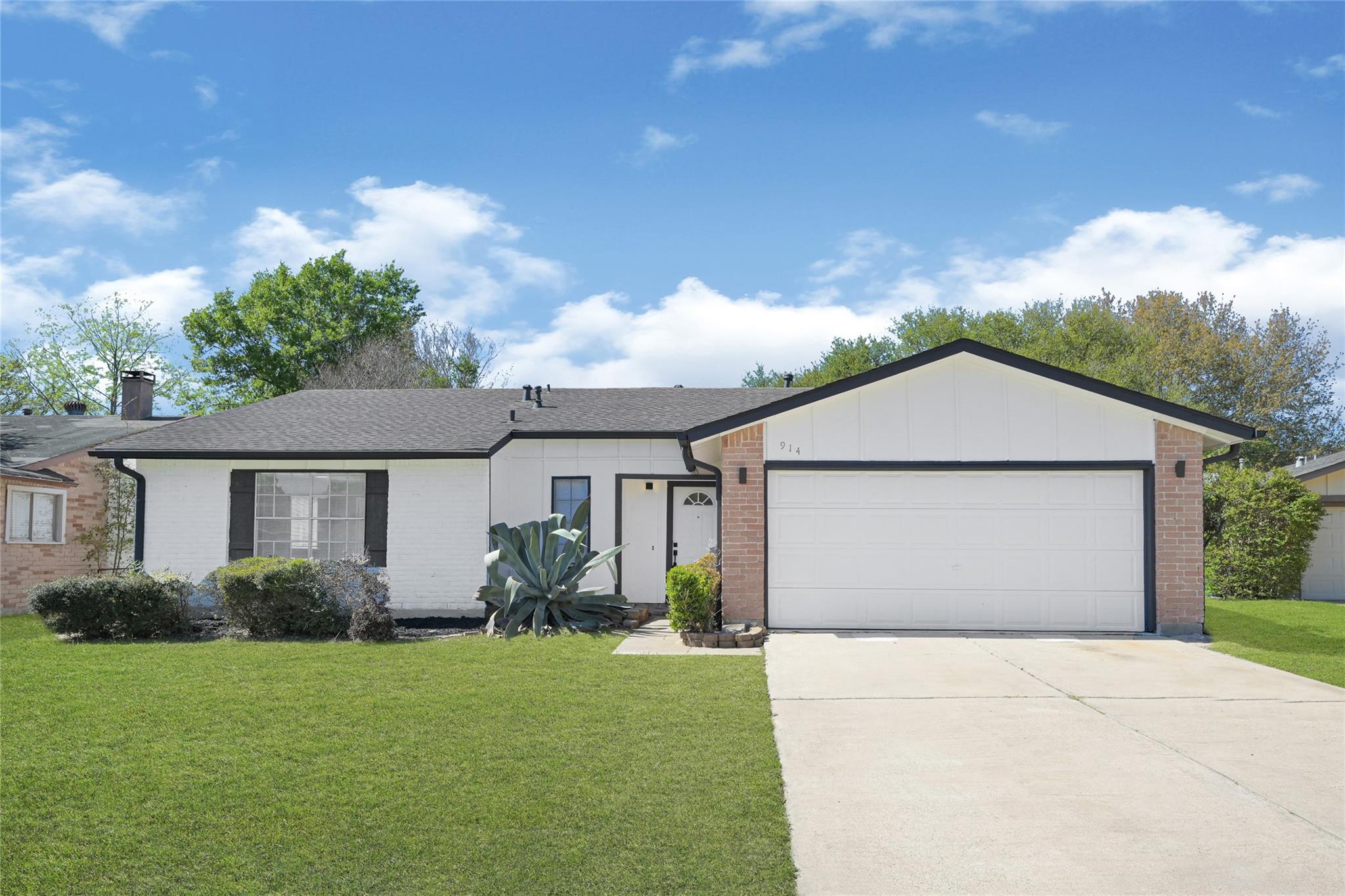 914 Cheyenne Meadows Drive