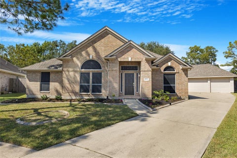 Photo of 4531 Williamhurst Lane, League City, TX 77573 (MLS # 39117823)