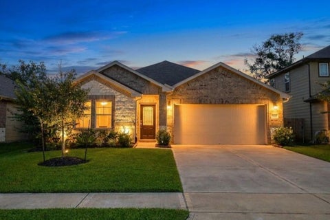Photo of 12821 S Winding Pines Drive, Tomball, TX 77375 (MLS # 36209344)