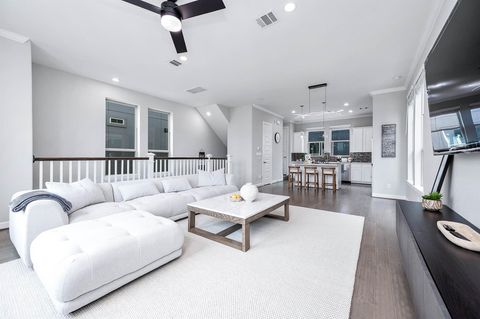 Photo of 2022 Groveland Glen Drive, Houston, TX 77051 (MLS # 45819197)