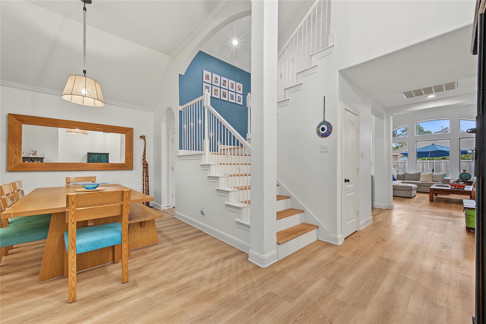 11 Tillamook Court