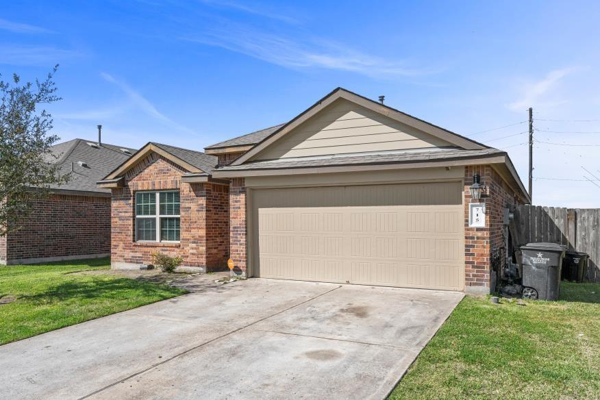 715 Harvest Bluff Drive