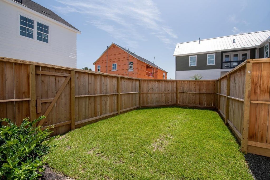 Photo of 5302 S Capitol St, Houston, TX 77023 (MLS # 14621358)