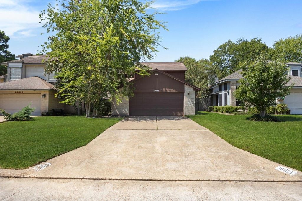 Photo of 16619 Capewood Drive, Humble, TX 77396 (MLS # 10162717)