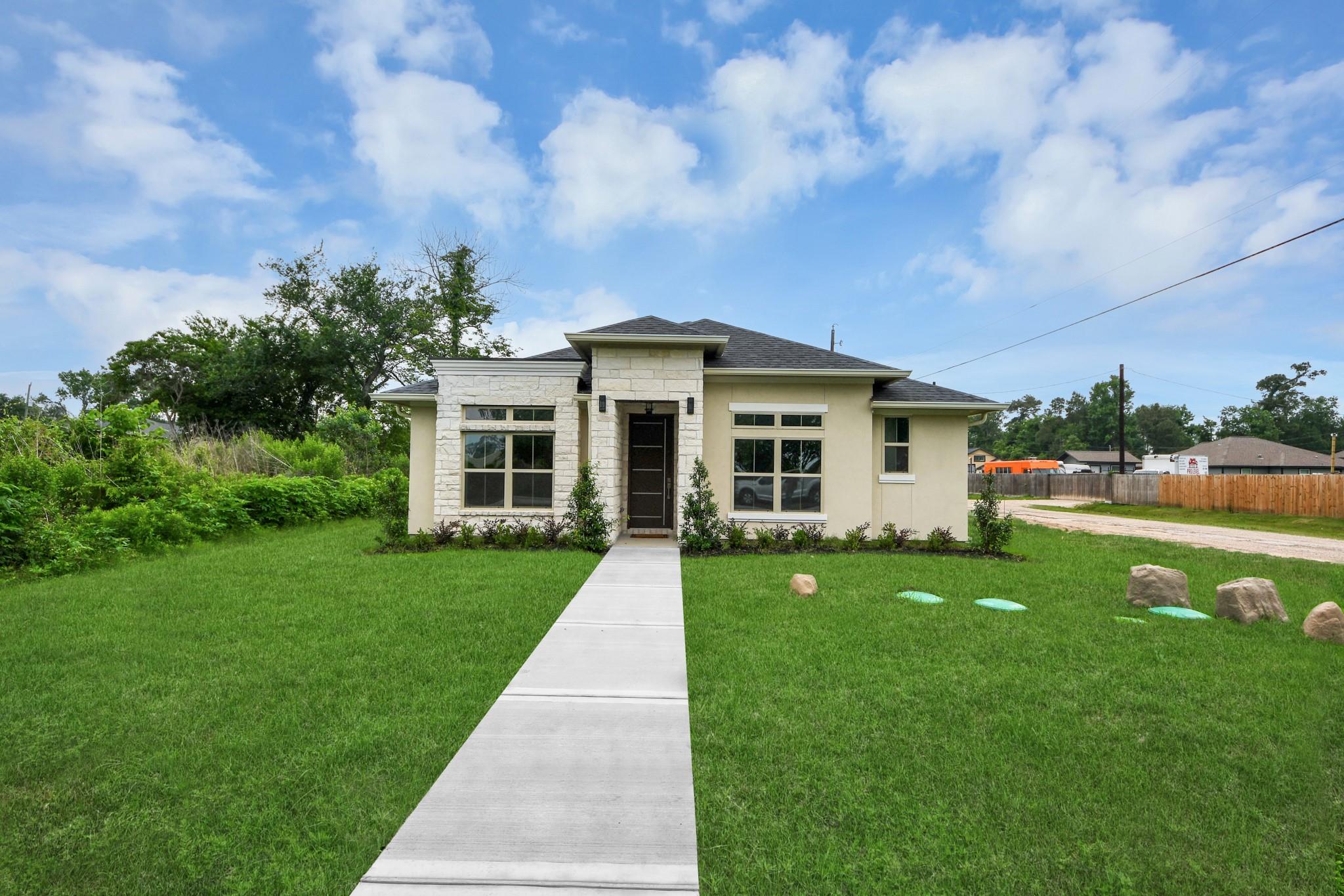 16747 Forest Trail Drive