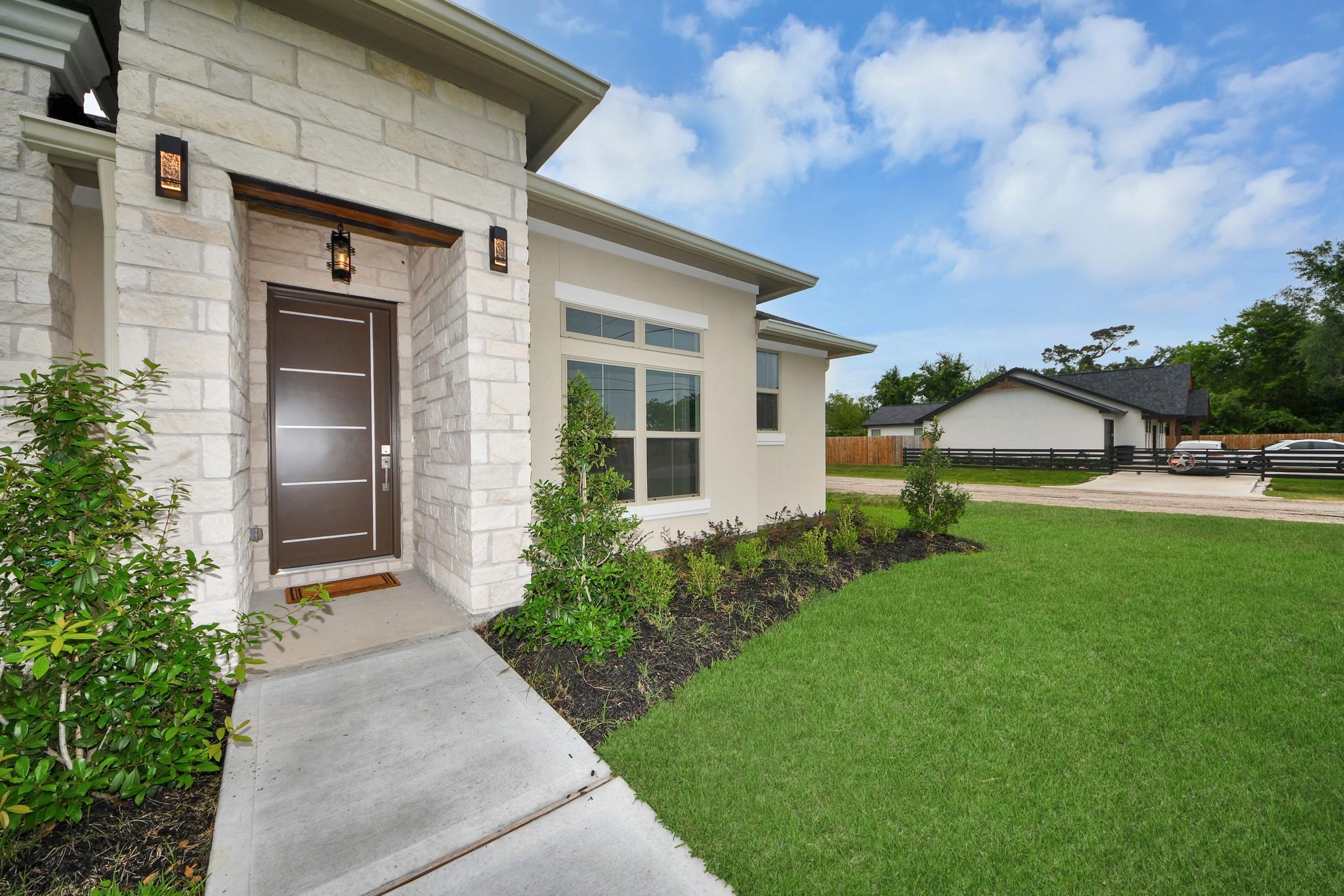 16747 Forest Trail Drive