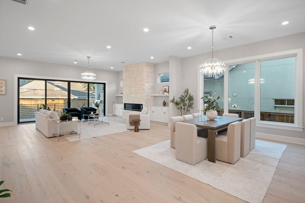 Photo of 2046 Macarthur Street, Houston, TX 77030 (MLS # 34884773)